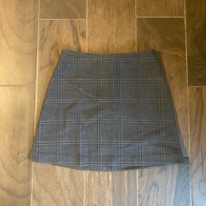 Aritizia Wilfred Plaid Skirt Size 4